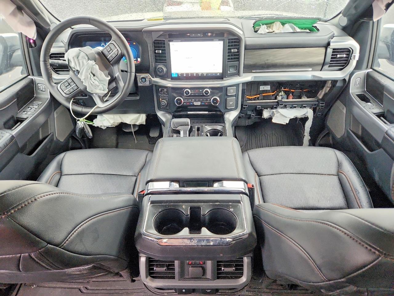 2025 Ford F150 VIN 1FTFW5LD9SFB70586 photo 8