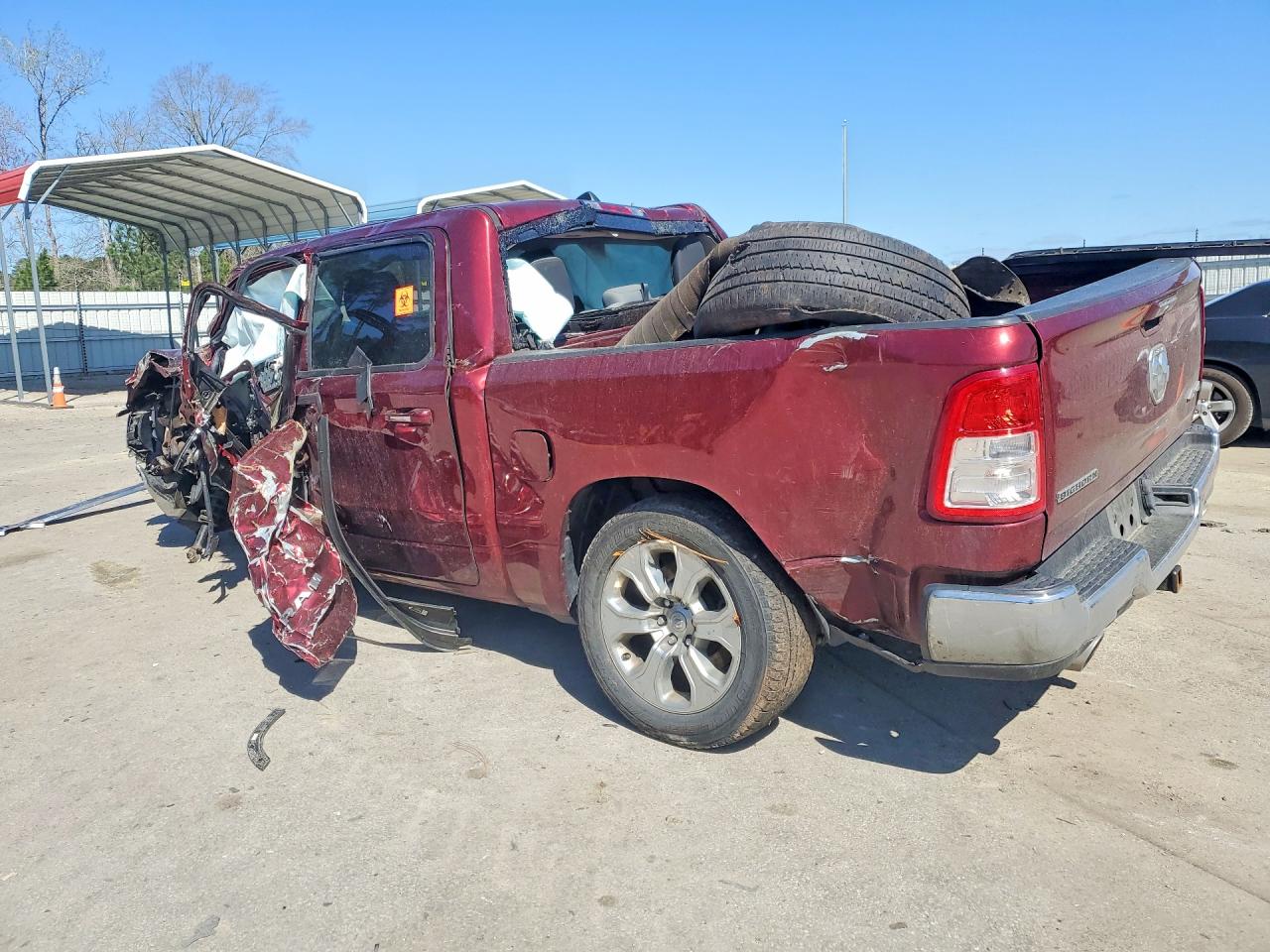 2020 Ram 1500 VIN 1C6SRFFT6LN233446 photo 2