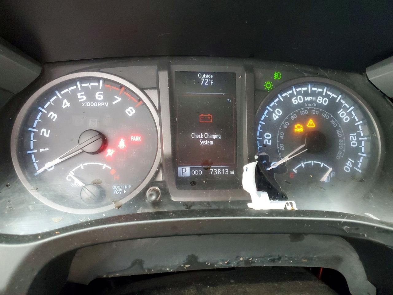 2018 Toyota Tacoma VIN 3TMAZ5CNXJM056234 photo 9