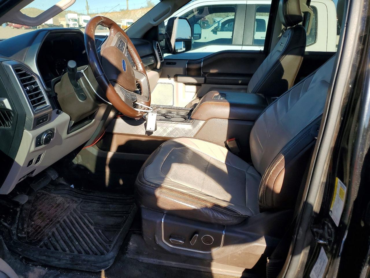 2018 Ford F350 VIN 1FT8W3BT4JEC96641 photo 7