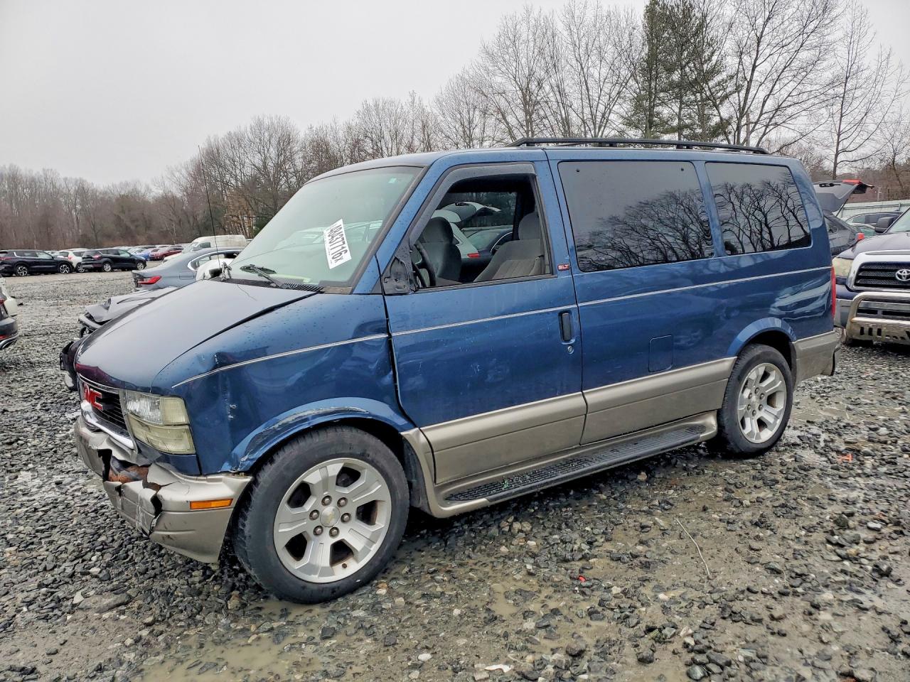 2005 GMC Safari VIN 1GKDM19XX5B504504 photo 1