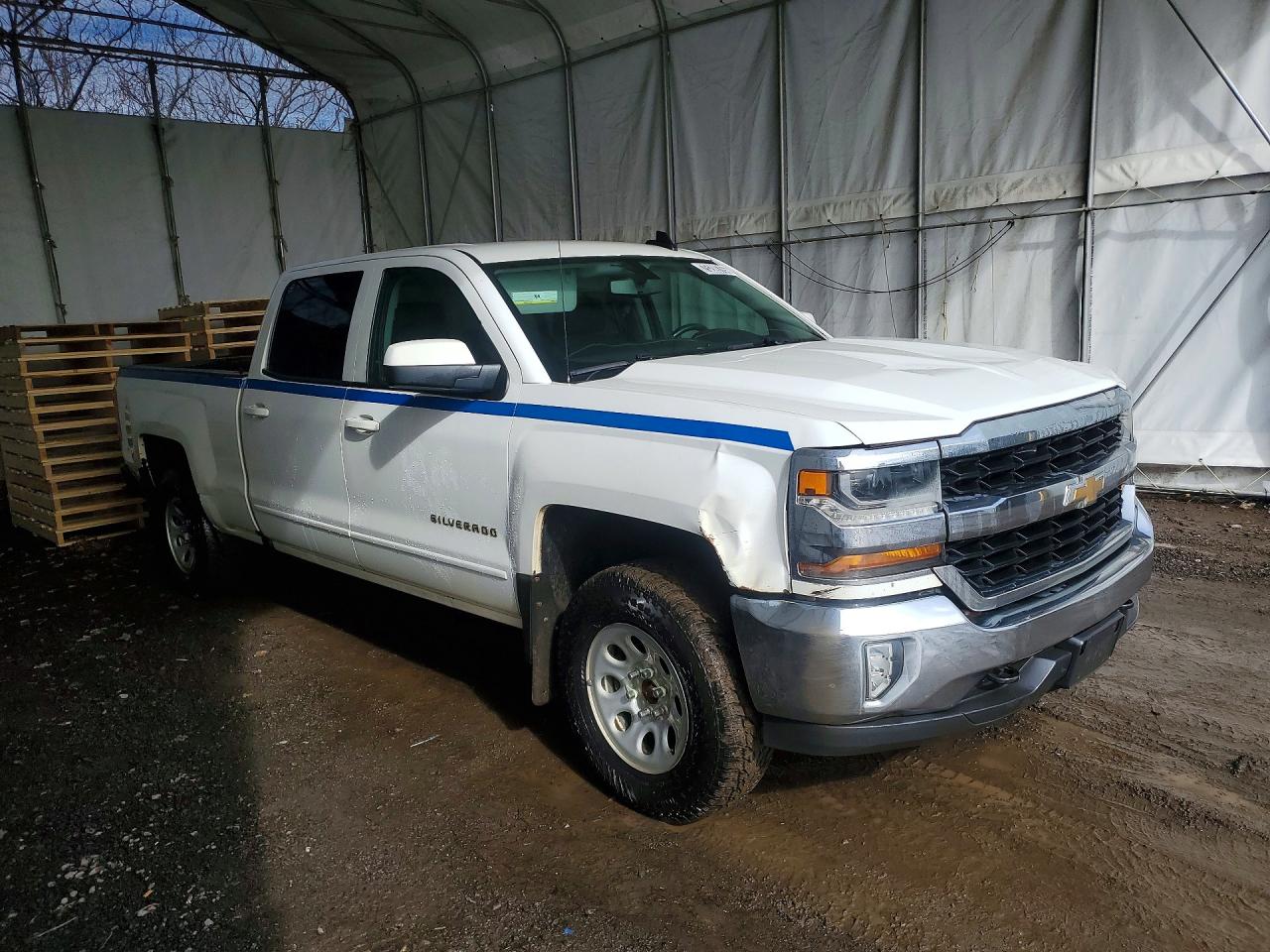 2018 CHEVROLET All models VIN 1GCUKREC0JF195521 photo 4