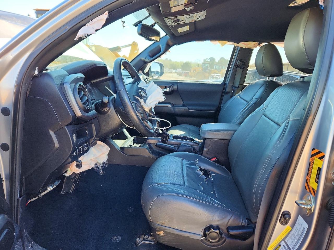 2017 Toyota Tacoma VIN 5TFCZ5AN8HX077826 photo 7