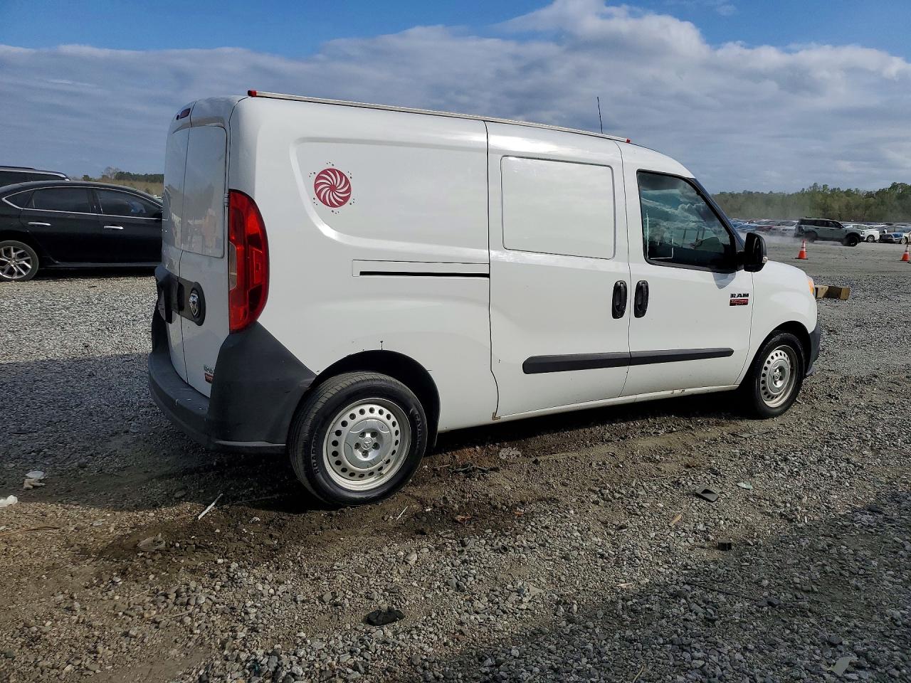 2015 Ram Promaster VIN ZFBERFAT8F6A69862 photo 3