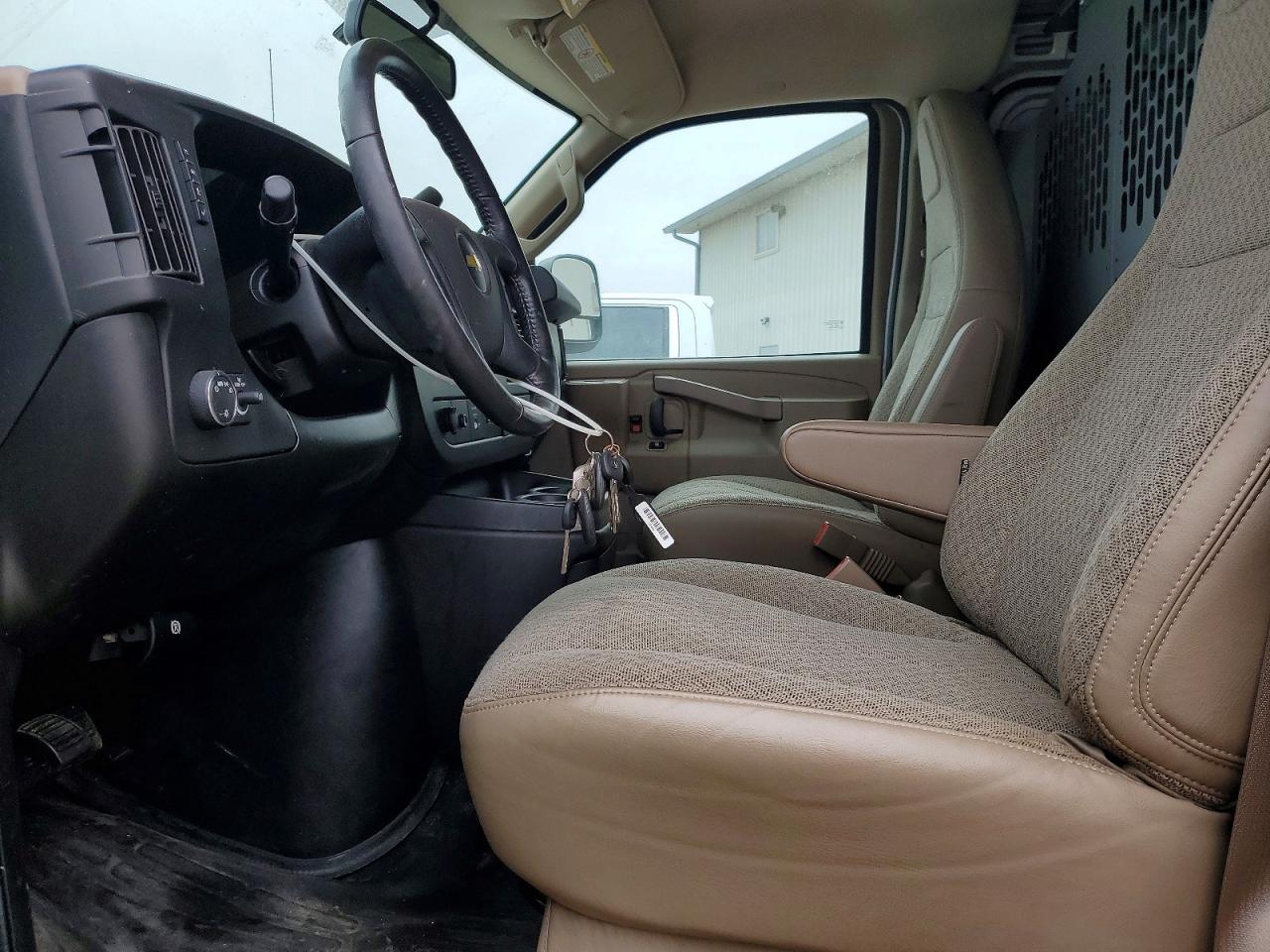 2021 CHEVROLET Express VIN 1GCWGAFP2M1259539 photo 7