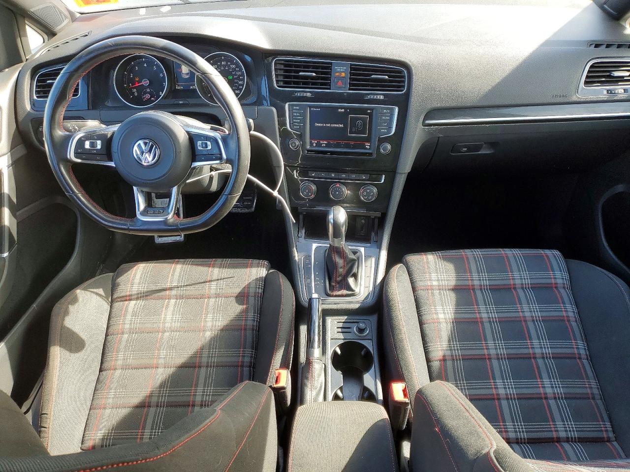 2016 Volkswagen Gti VIN 3VW4T7AU0GM058925 photo 8