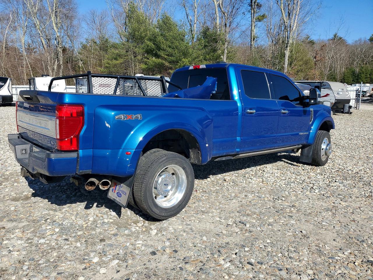 2022 Ford F450 VIN 1FT8W4DT7NED31813 photo 3