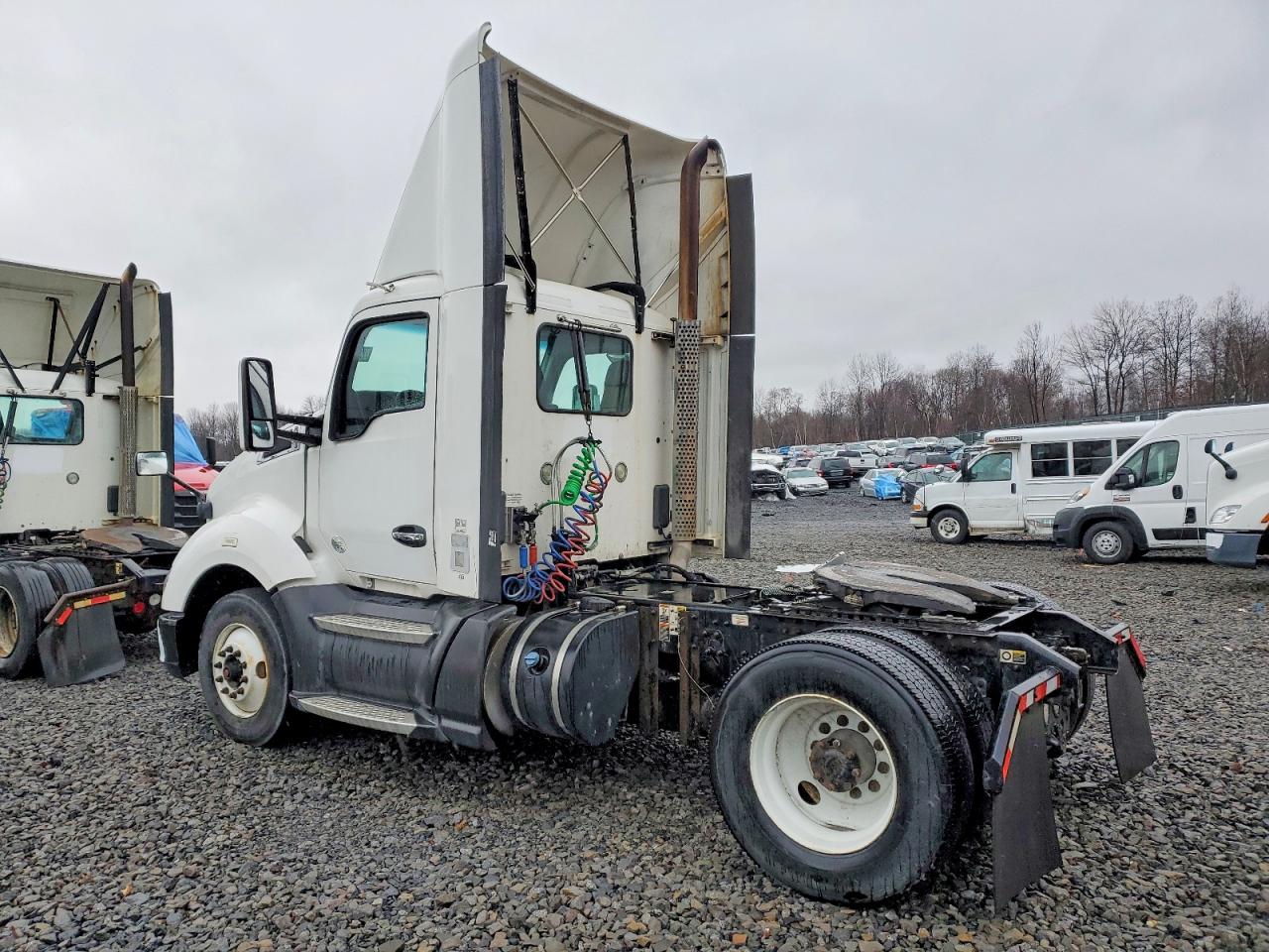 2016 KENWORTH All other VIN 1XKYA48X9GJ119182 photo 3