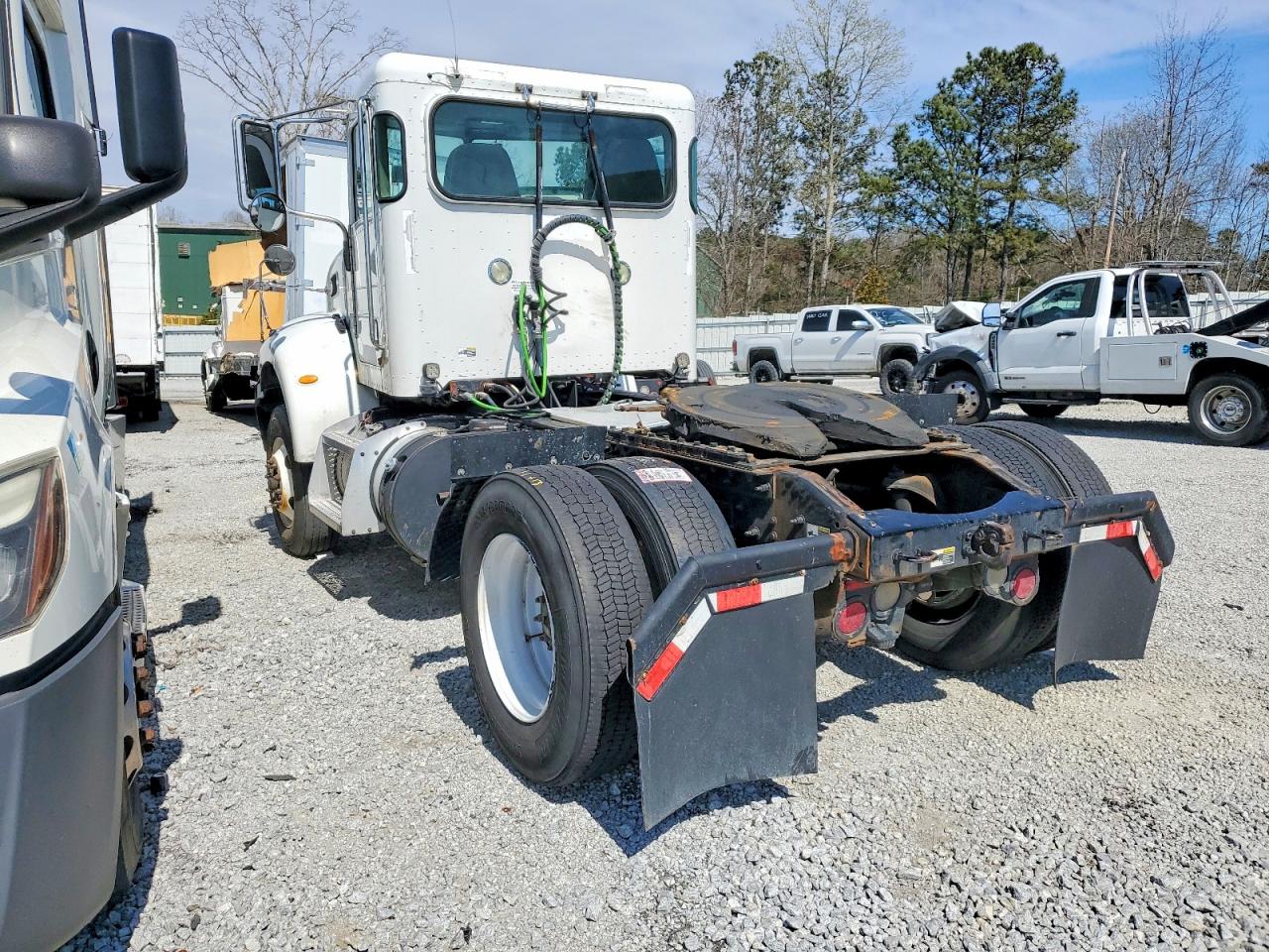 2016 PETERBILT All other VIN 1XP9AJ8XXGD340110 photo 3