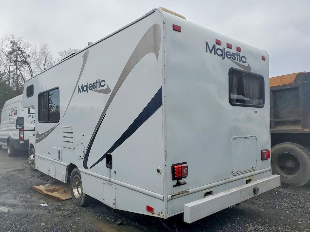 2008 Ford Econoline VIN 1FDWE35L88DB06776 photo 3