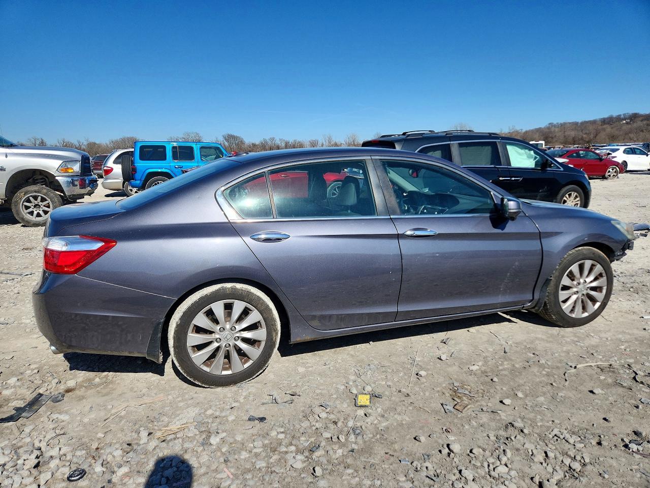 2013 Honda Accord VIN 1HGCR2F89DA207354 photo 3