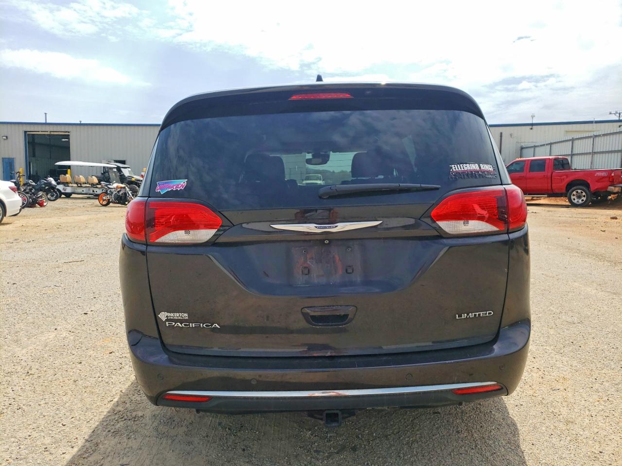 2019 Chrysler All models VIN 2C4RC1GG8KR523282 photo 6
