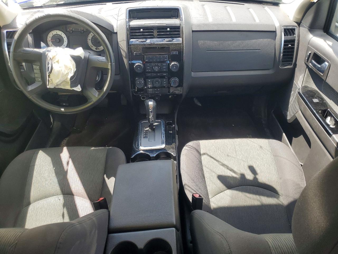 2009 Mazda Tribute VIN 4F2CZ02769KM09344 photo 8