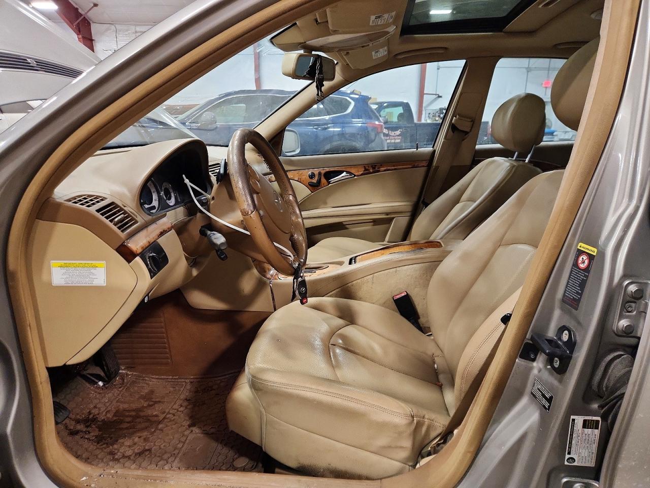 2009 MERCEDES E-class VIN WDBUF87X89B436838 photo 7