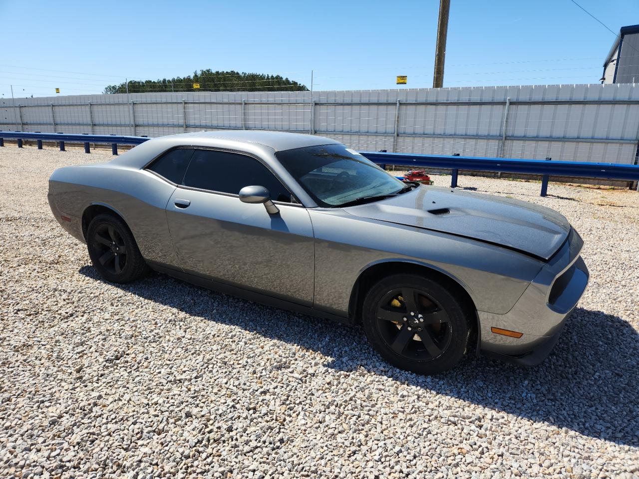 2011 Dodge Challenger VIN 2B3CJ4DG4BH561830 photo 4