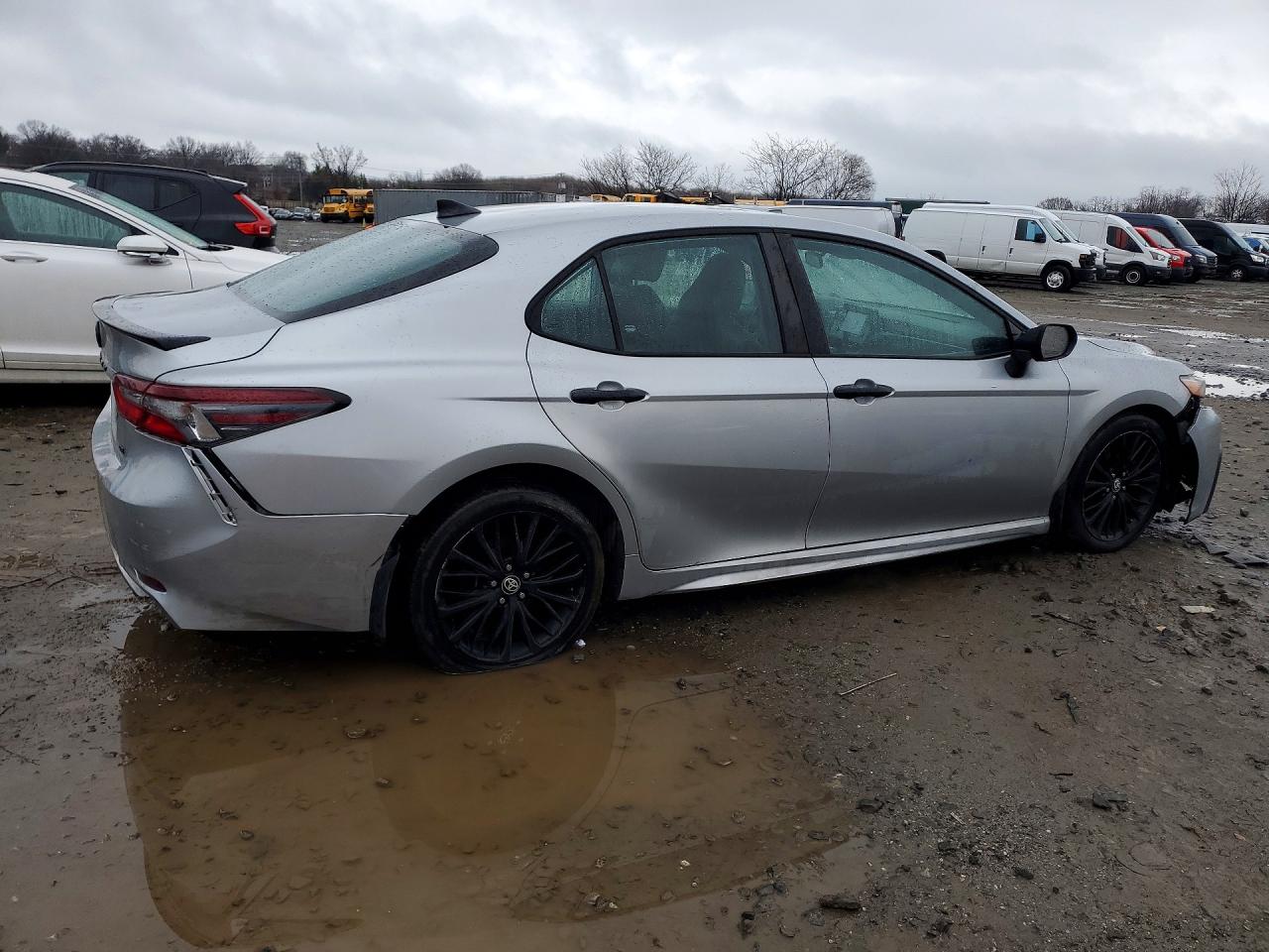 2022 TOYOTA Camry sola VIN 4T1G31AKXNU044384 photo 3
