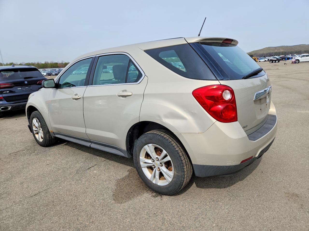 2010 CHEV Equinox VIN 2CNFLCEW7A6280309 photo 2