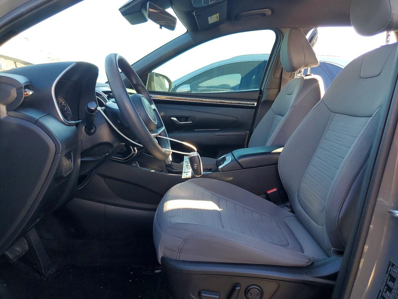 2024 Hyundai Santa cruz VIN 5NTJB4AE9RH100633 photo 7