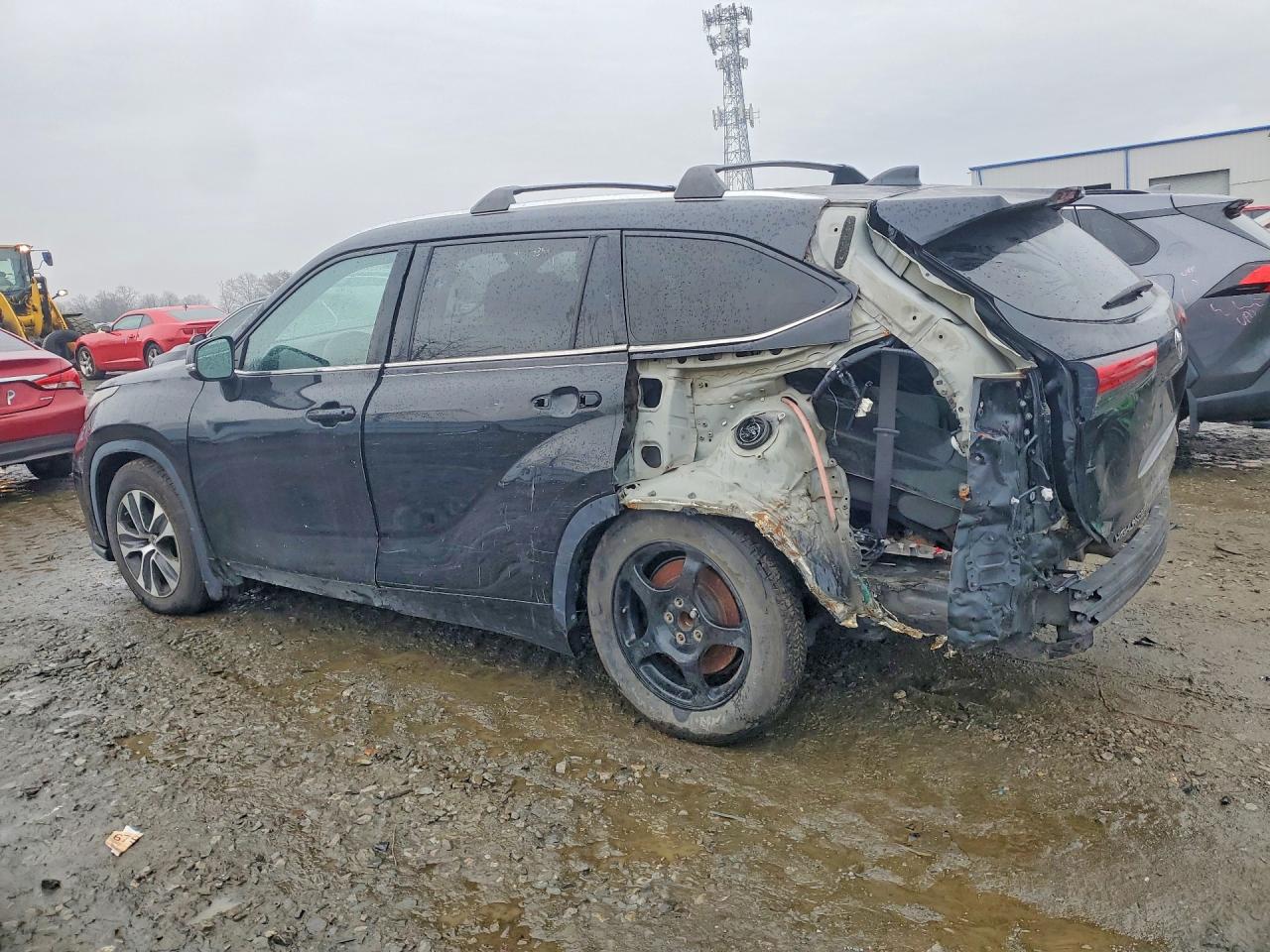 2020 Toyota Highlander VIN 5TDHZRBH8LS503177 photo 2