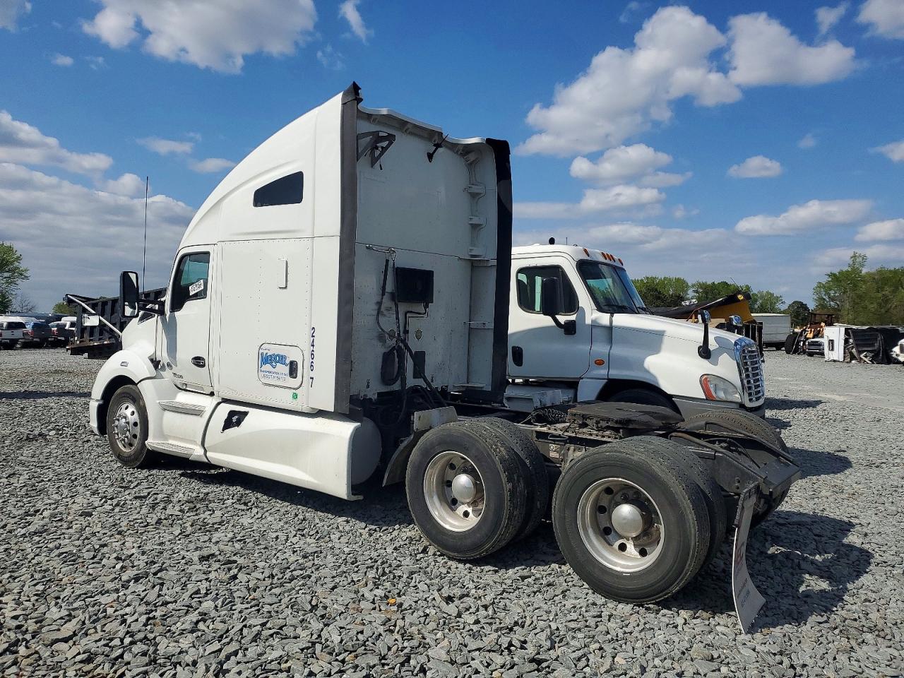 2020 KENWORTH All other VIN 1XKYDP9XXLJ311146 photo 3
