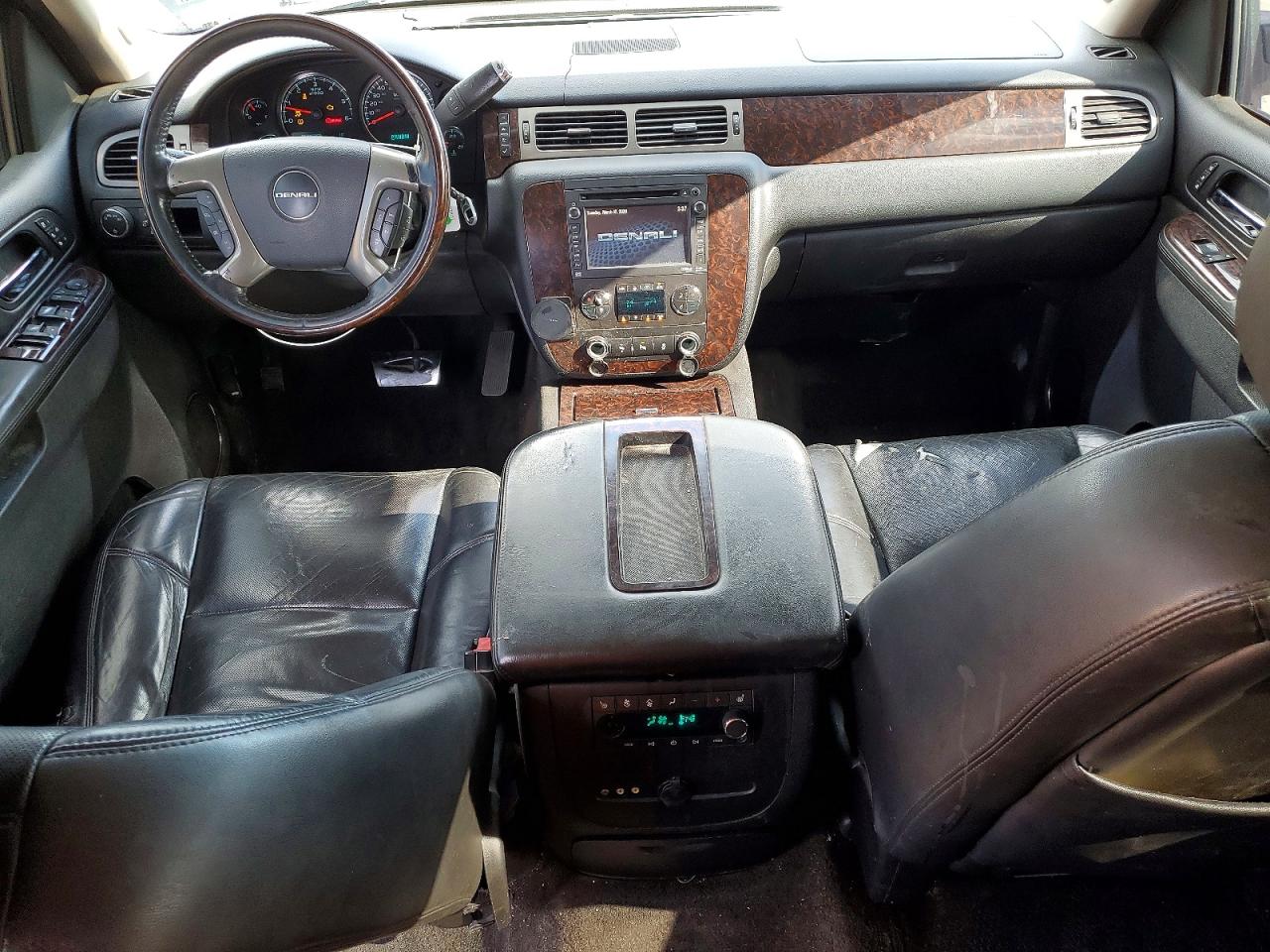 2012 GMC Yukon VIN 1GKS2MEF9CR231202 photo 8
