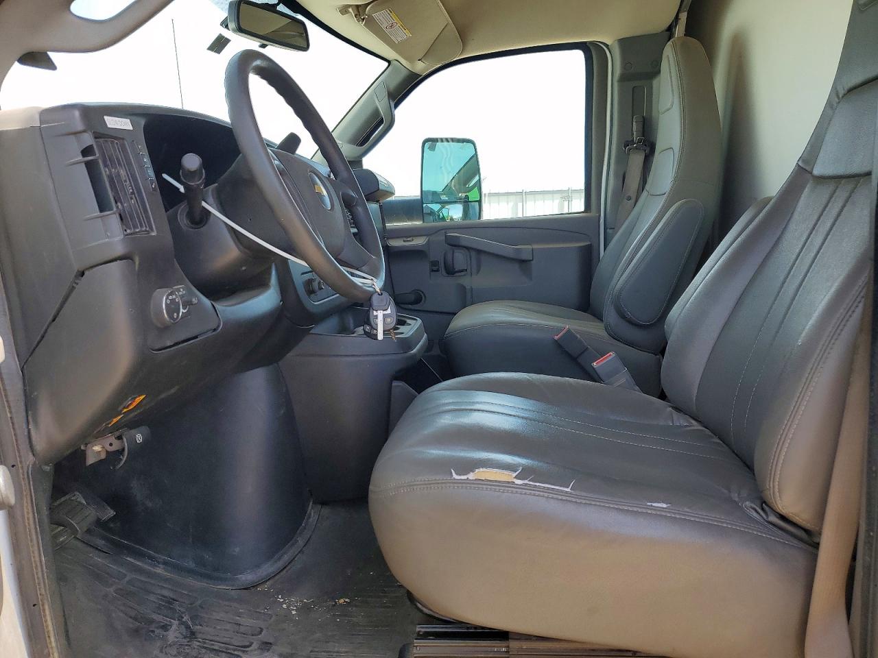 2020 CHEV Express VIN 1HA6GUCG6LN013814 photo 7