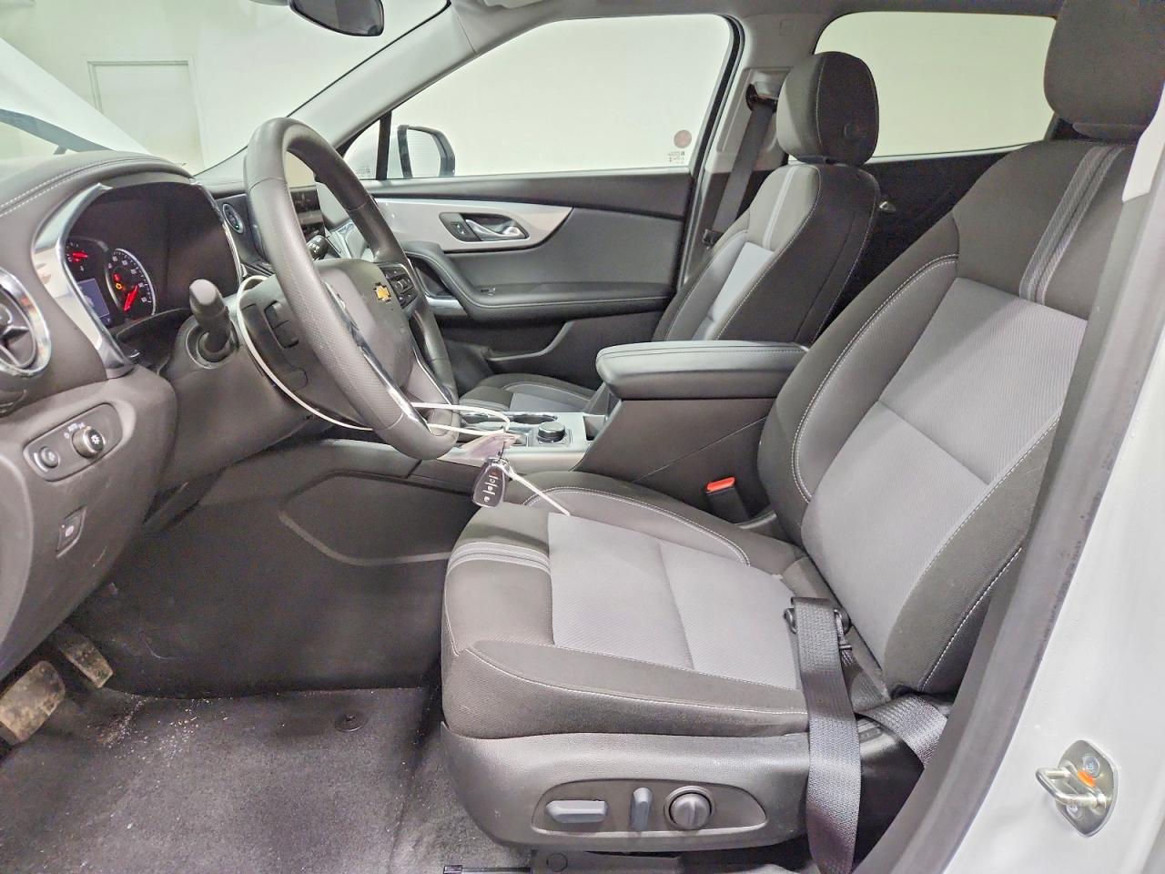 2025 Chevrolet Blazer VIN 3GNKBCR46SS238531 photo 7