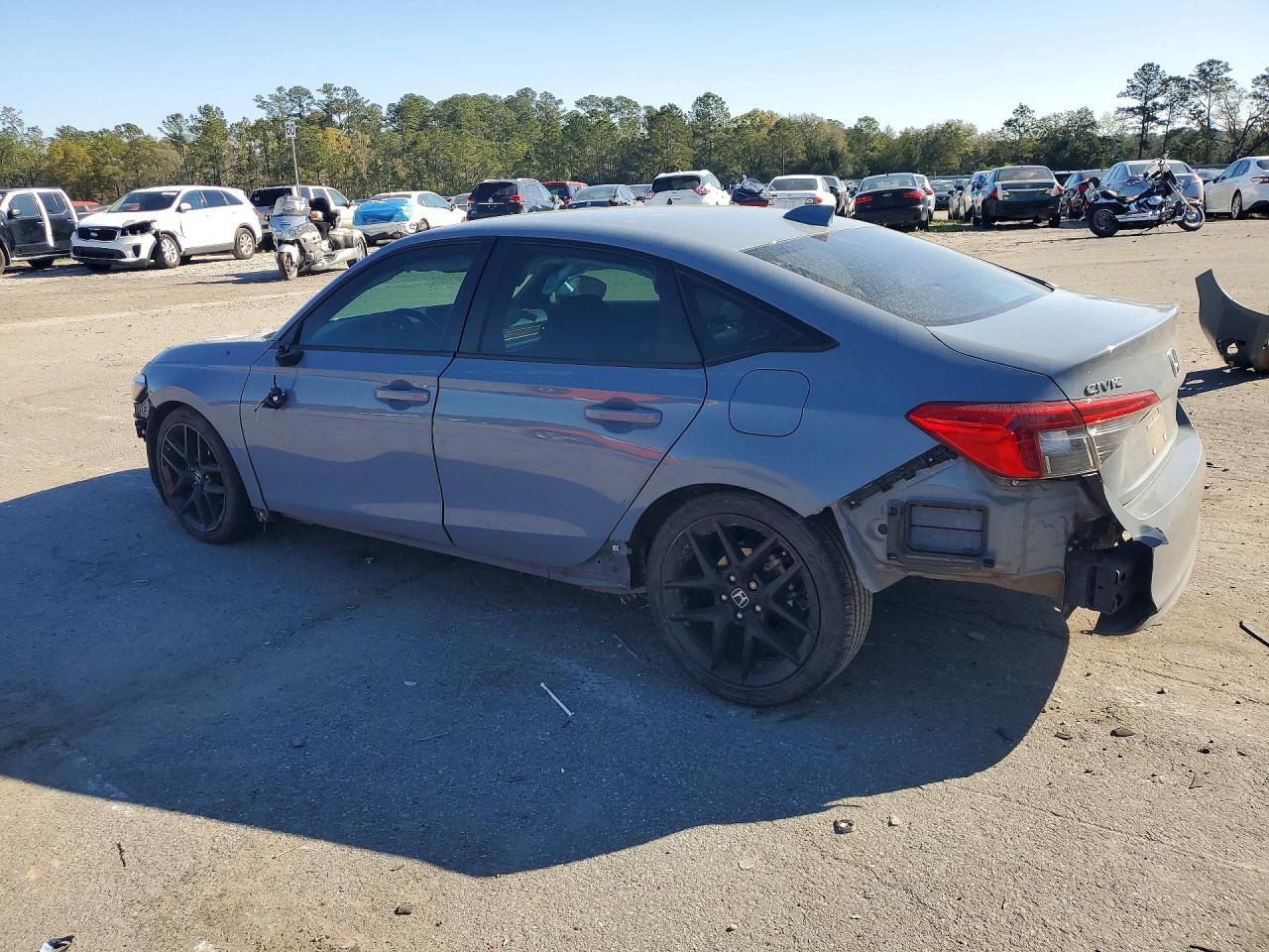 2022 Civic VIN 2HGFE2F55NH547909 photo 2