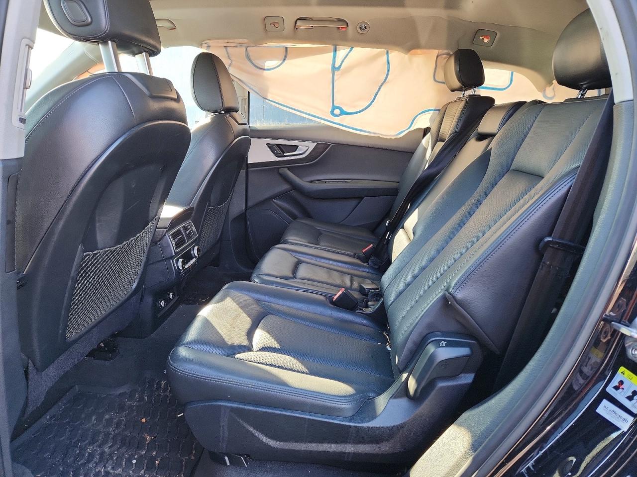 2019 Audi Q7 VIN WA1LAAF73KD035867 photo 11
