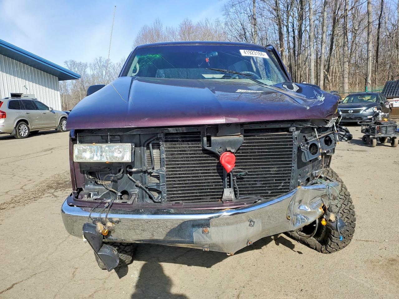 1997 Chevrolet Tahoe VIN 3GNEK18R8VG190200 photo 5