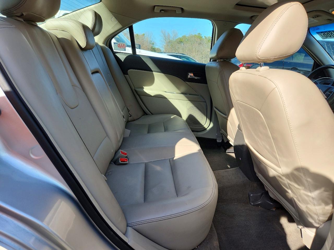 2011 Ford All models VIN 3FAHP0JA1BR315128 photo 10