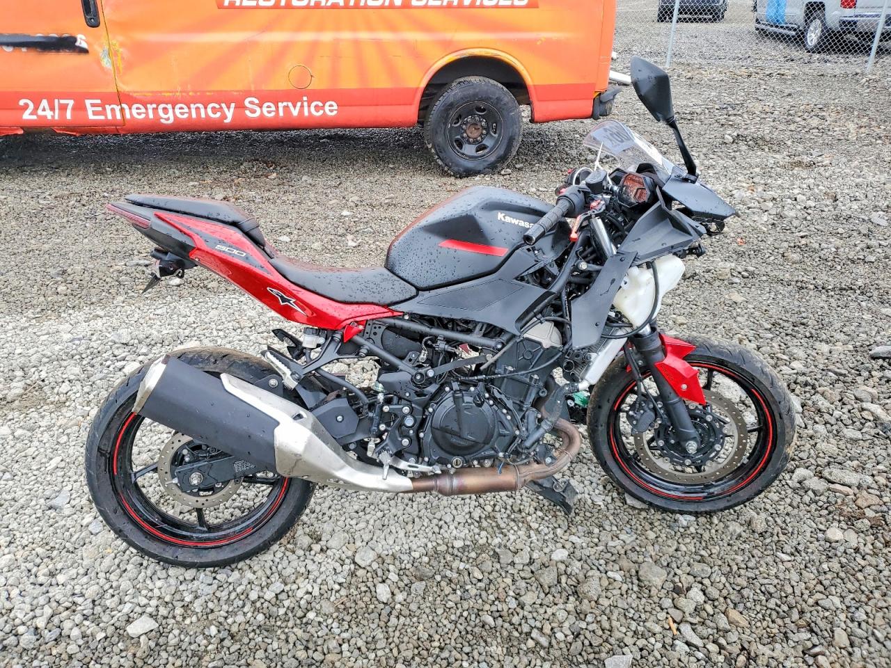 2024 Kawasaki Ninja 500 VIN ML5EXGG16RDA26114 photo 1