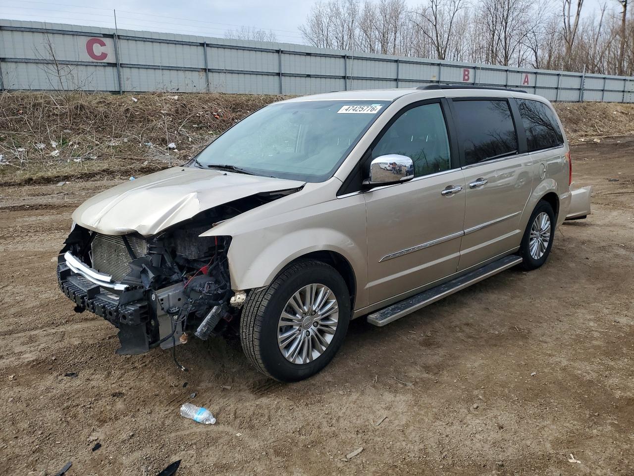 2015 Chrysler Minivan VIN 2C4RC1CGXFR727951 photo 1