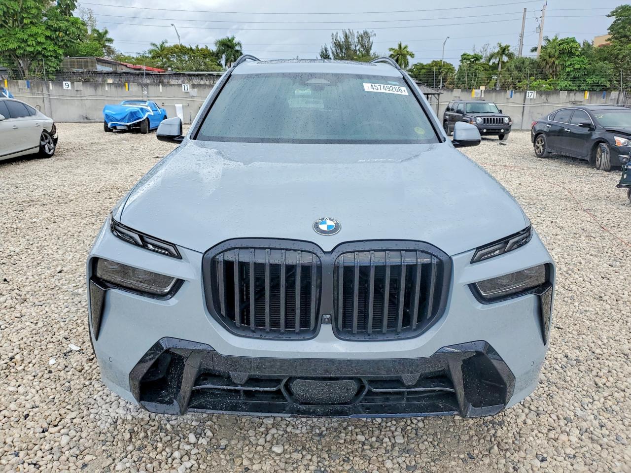 2025 BMW X7 VIN 5UX23EM0XS9Y68348 photo 5