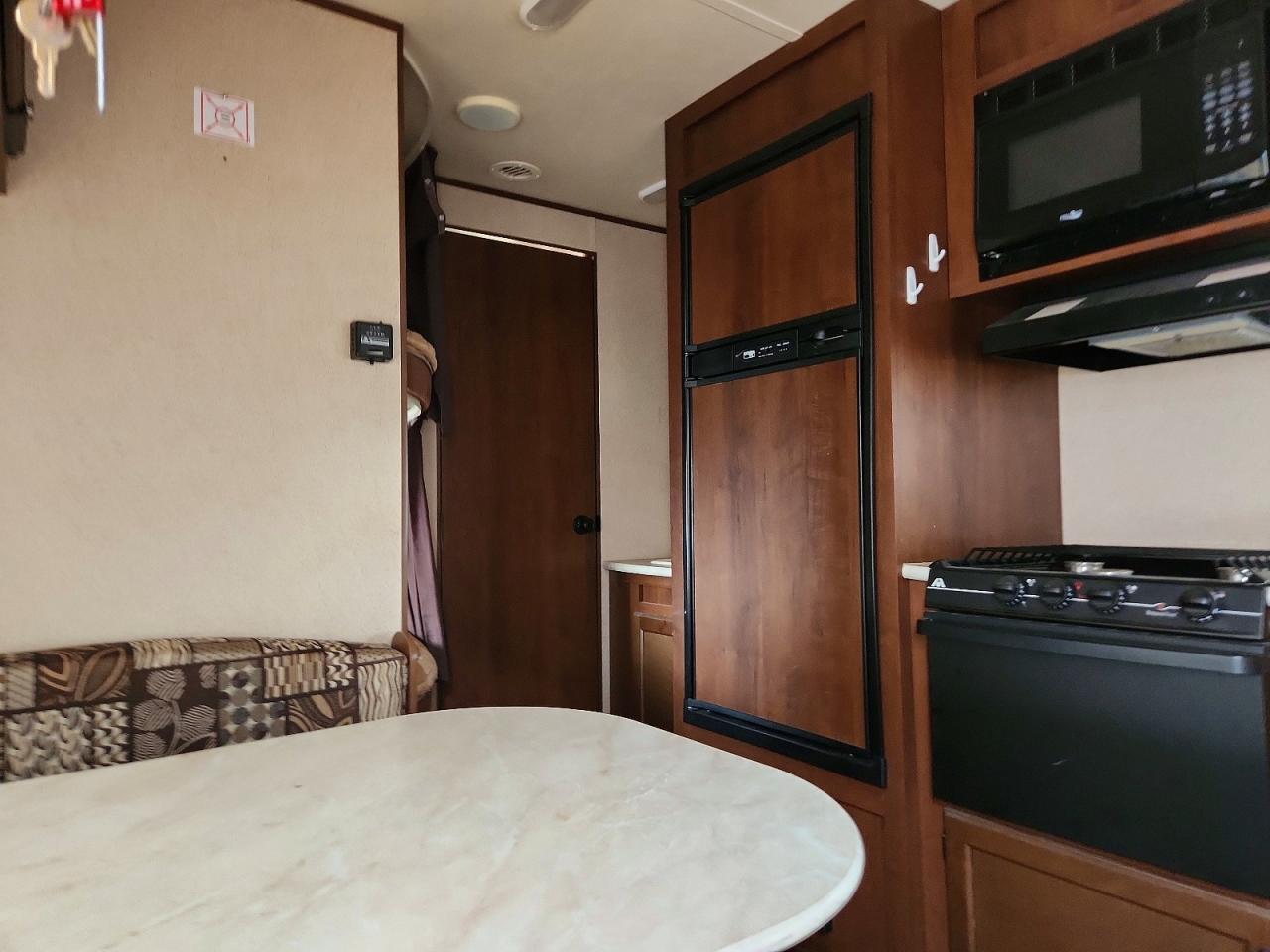2015 JAYCO All models VIN 1UJBJ0BN2F17V1246 photo 6