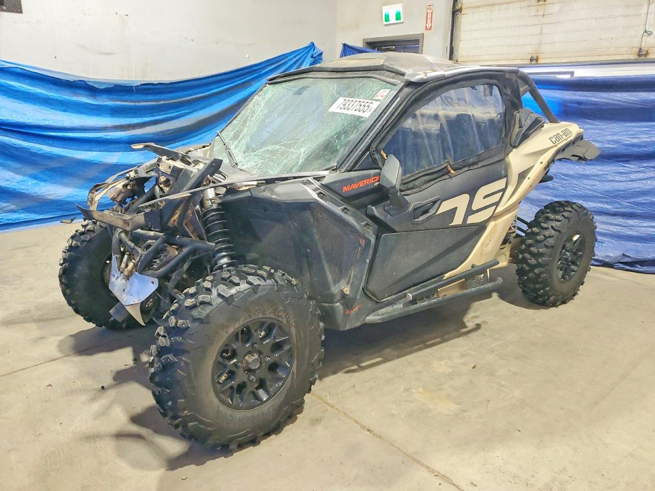 2022 Can Maverick x VIN 3FBVGAV49NE000079 photo 2