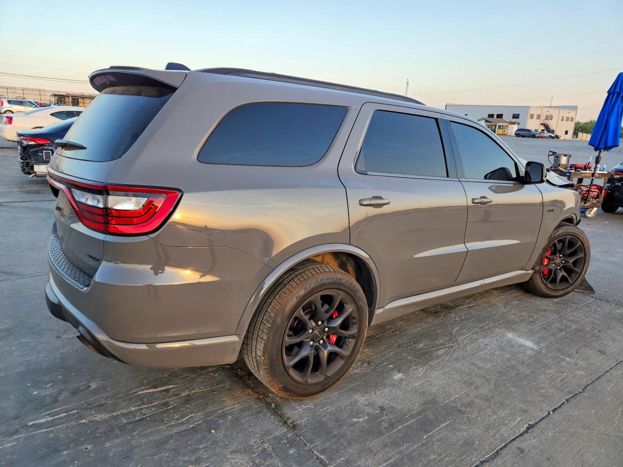 2023 Dodge Durango VIN 1C4SDJGJ7PC576226 photo 3