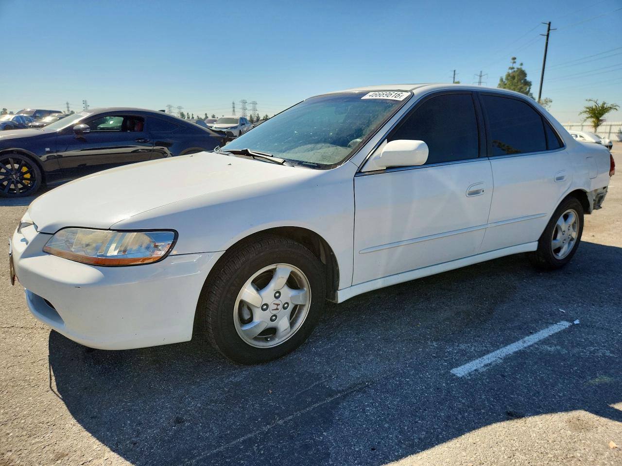 1998 HOND Accord VIN 1HGCG6675WA196151 photo 1