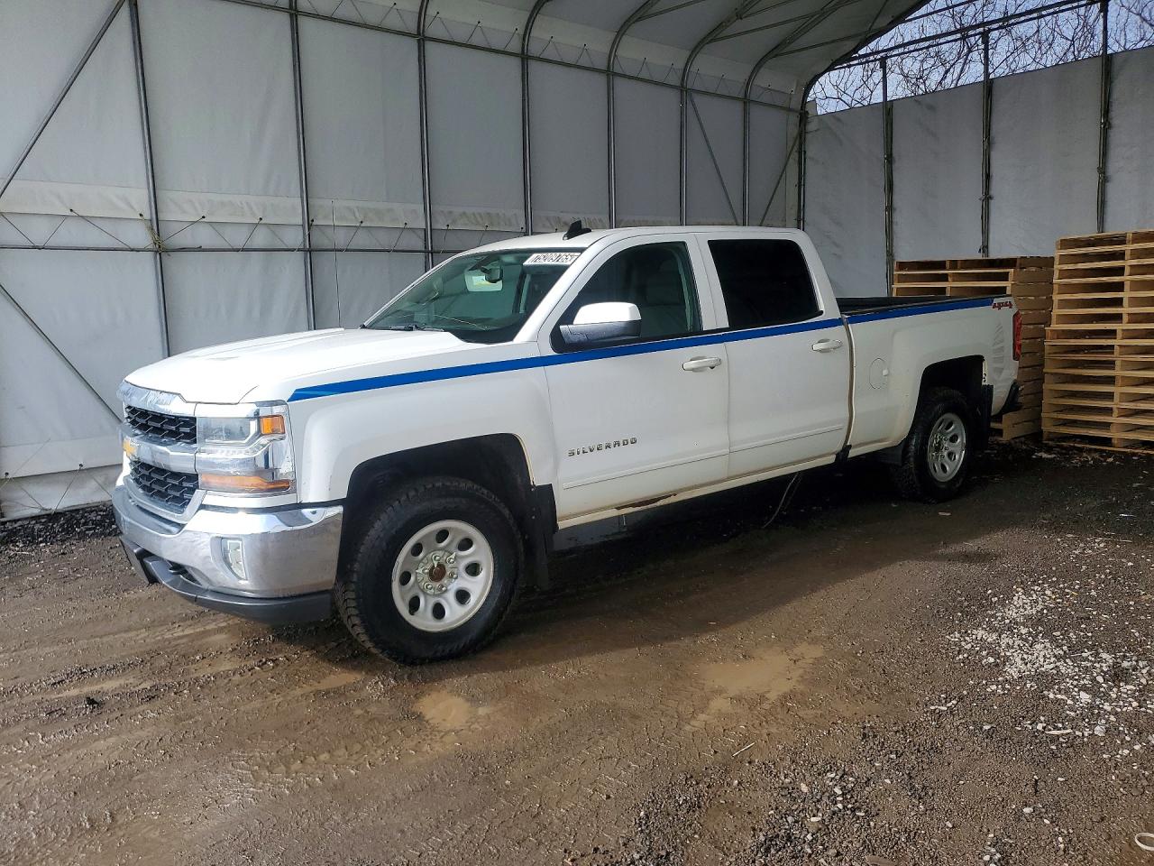 2018 CHEVROLET All models VIN 1GCUKREC0JF195521 photo 1