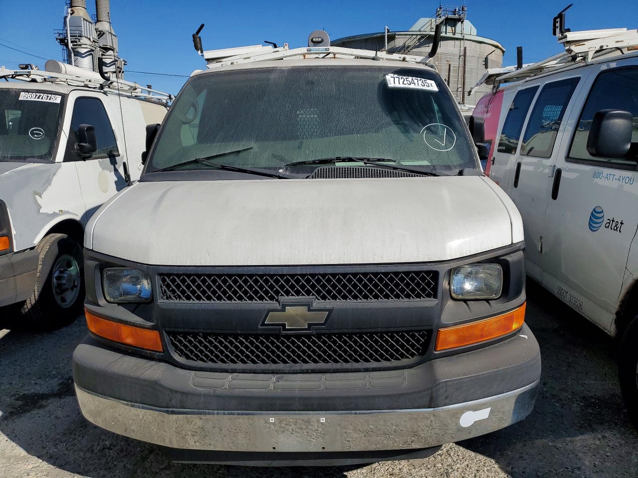 2014 Chevy Express VIN 1GCWGFCB8E1134021 photo 5