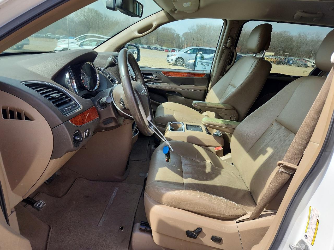 2015 CHRYSLER Minivan VIN 2C4RC1CG4FR656889 photo 7