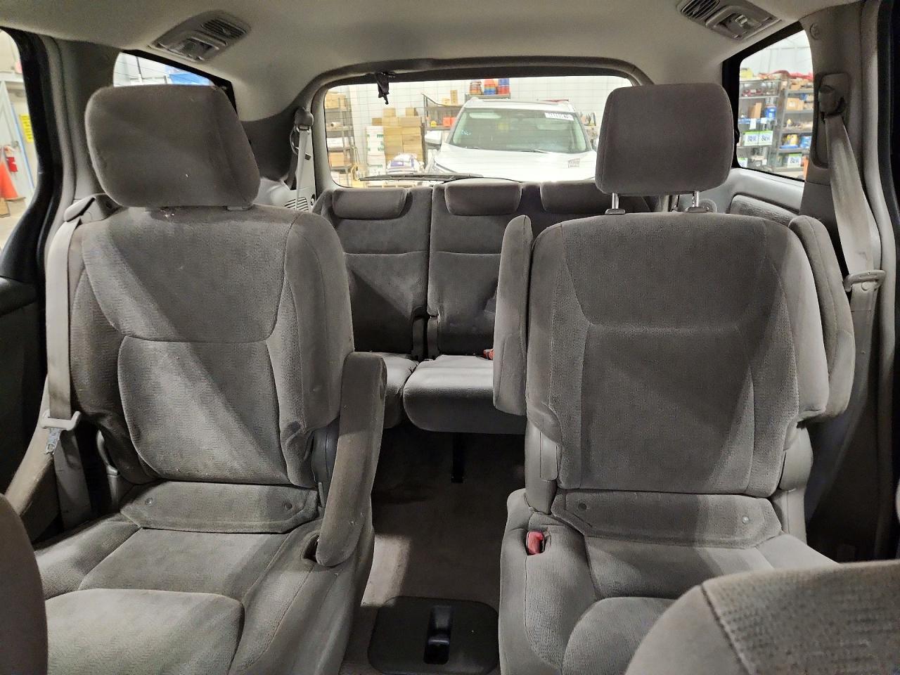 2005 TOYOTA Sienna VIN 5TDZA22C45S221404 photo 10