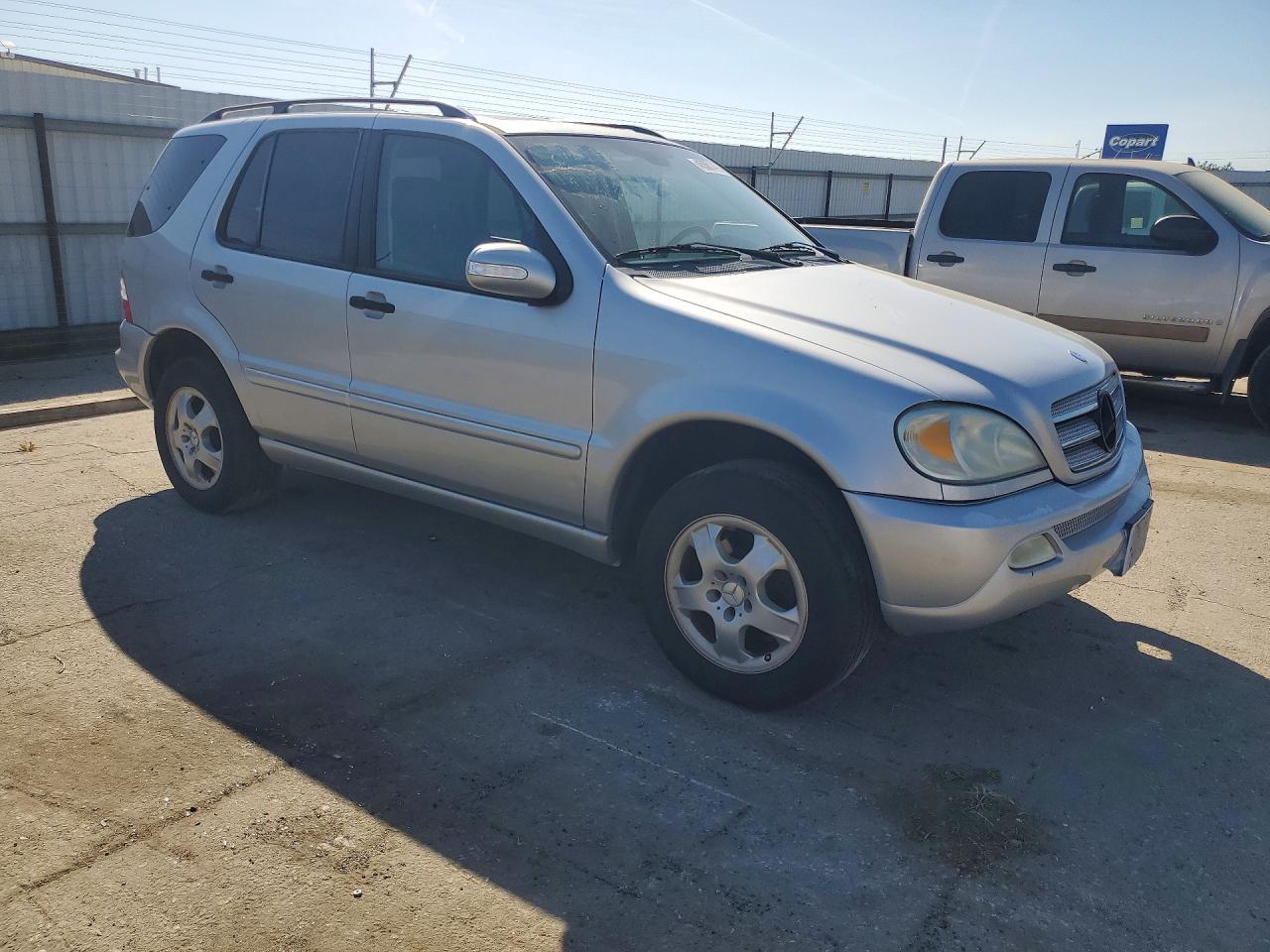 2002 Mercedes M-class VIN 4JGAB54E72A347691 photo 4