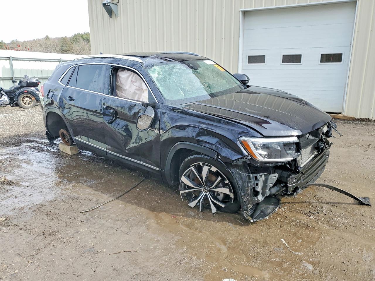 2024 VOLKSWAGEN Atlas VIN 1V2FE2CA7RC234187 photo 4
