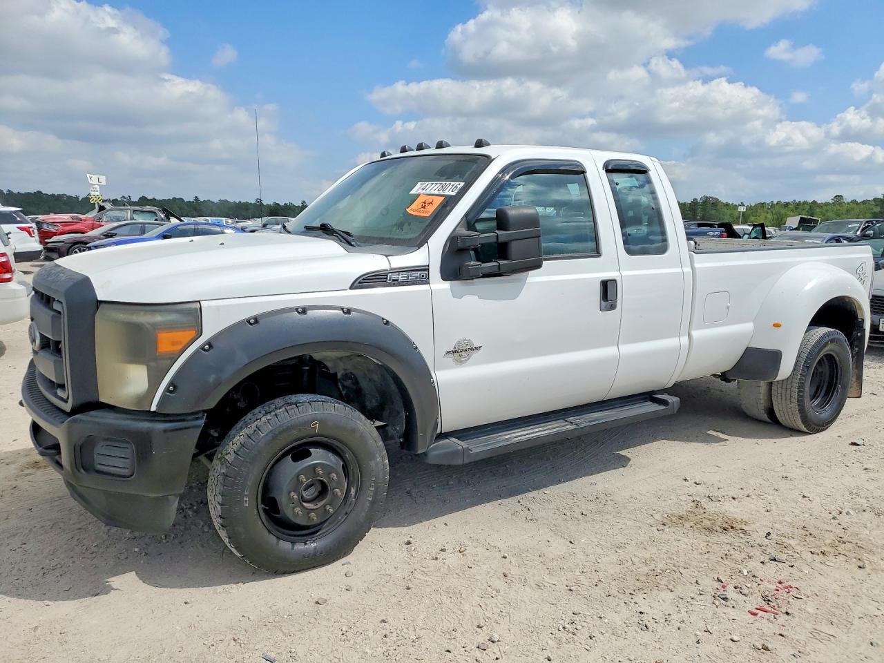 2013 Ford F350 VIN 1FT8X3DT4DEA78570 photo 1