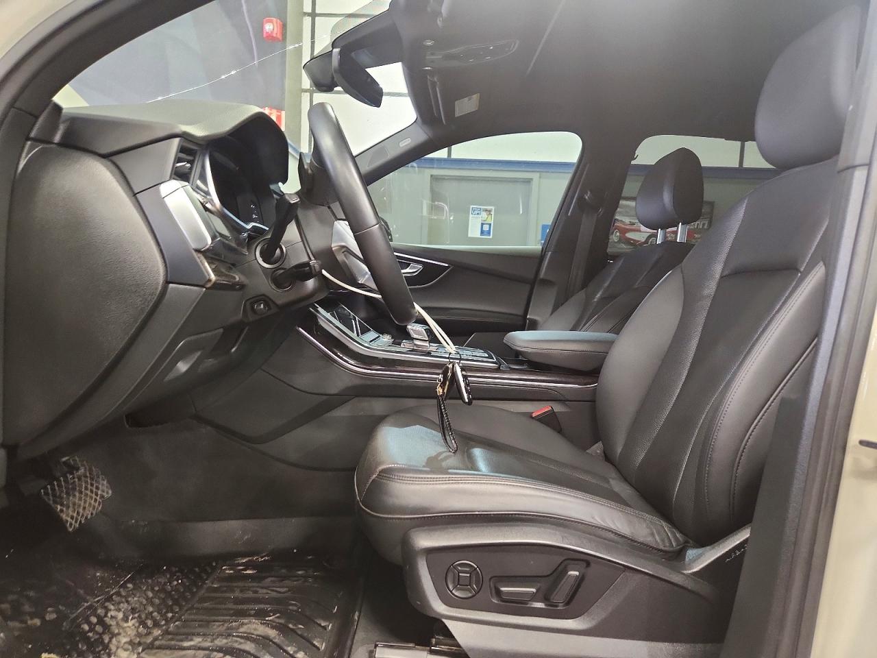 2022 Audi Q7 VIN WA1LXBF73ND004546 photo 7
