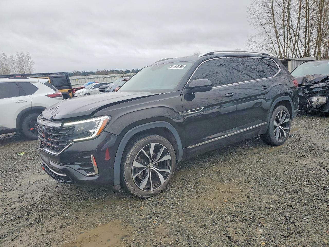 2024 Volkswagen Atlas VIN 1V2FR2CA5RC525128 photo 1