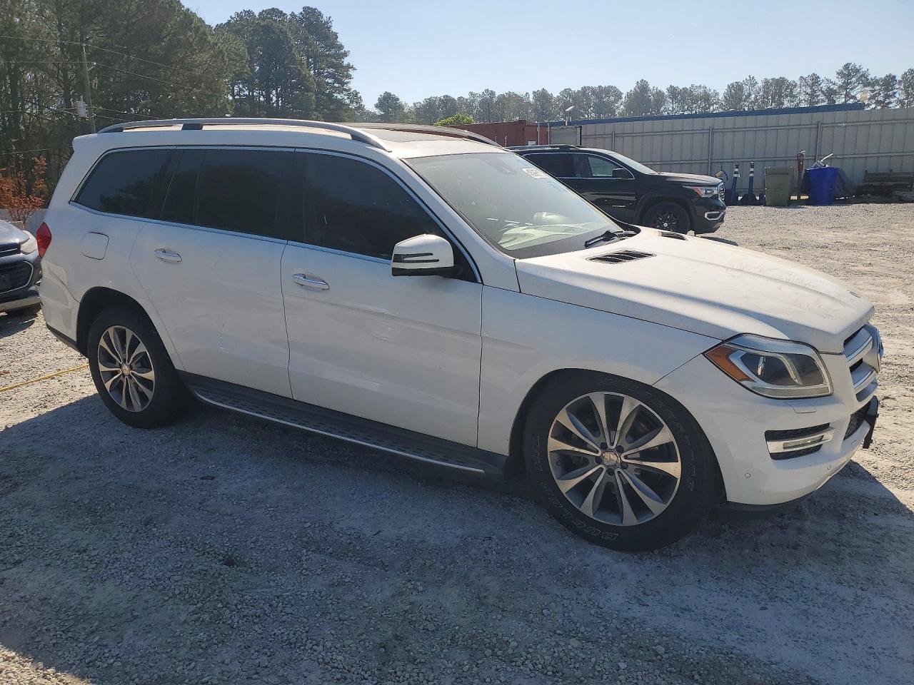 2014 Mercedes-Benz Gl-class VIN 4JGDF7CE1EA403790 photo 4