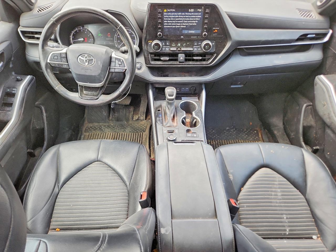 2022 Toyota Highlander VIN 5TDJZRBH8NS199921 photo 8