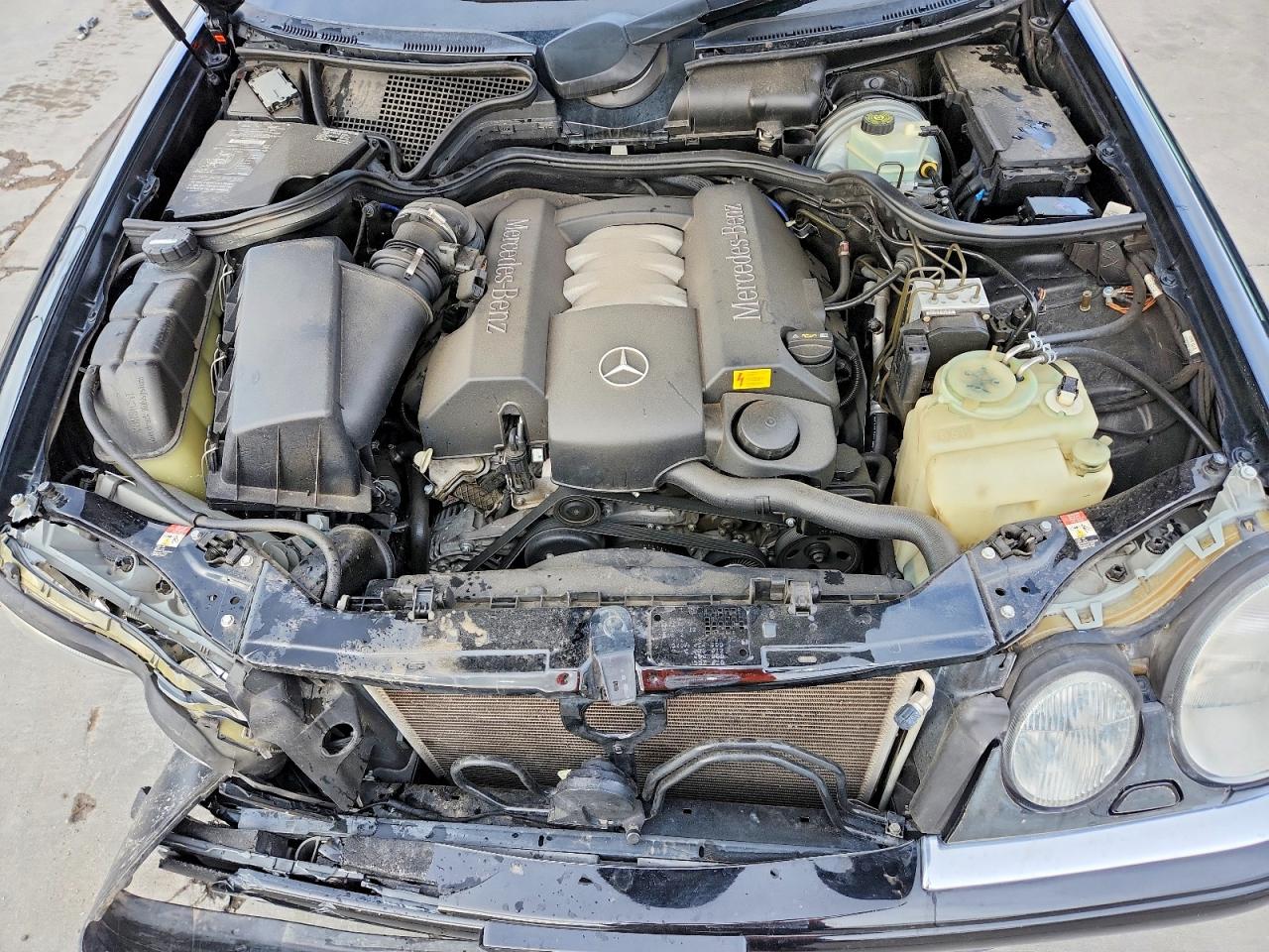 1999 Mercedes-Benz E-class VIN WDBJF82H3XX019971 photo 11